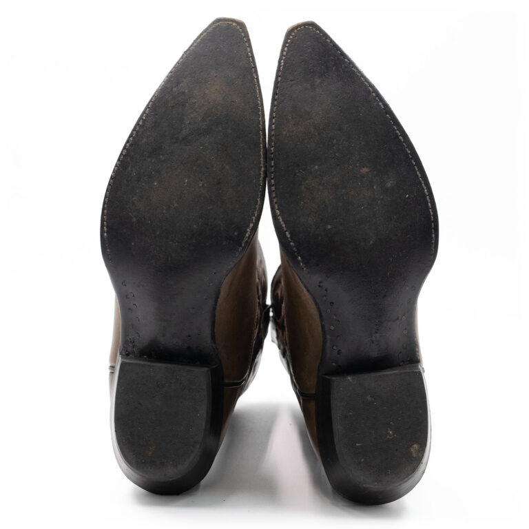 97300210 Sole